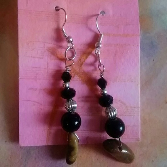 earrings - Picture 4 of 8